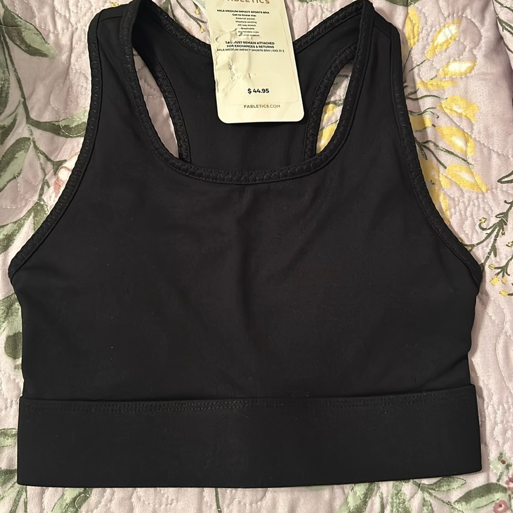 Black medium sport bra